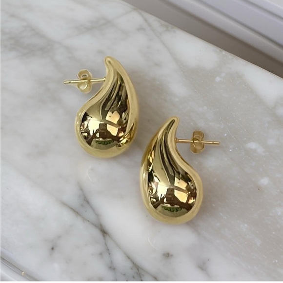 Gold Teardrop Earrings - Picture 4 of 5